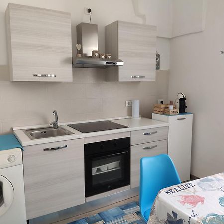 Tra Il Mare E Il Borgo - Pulsano Apartamento Exterior foto