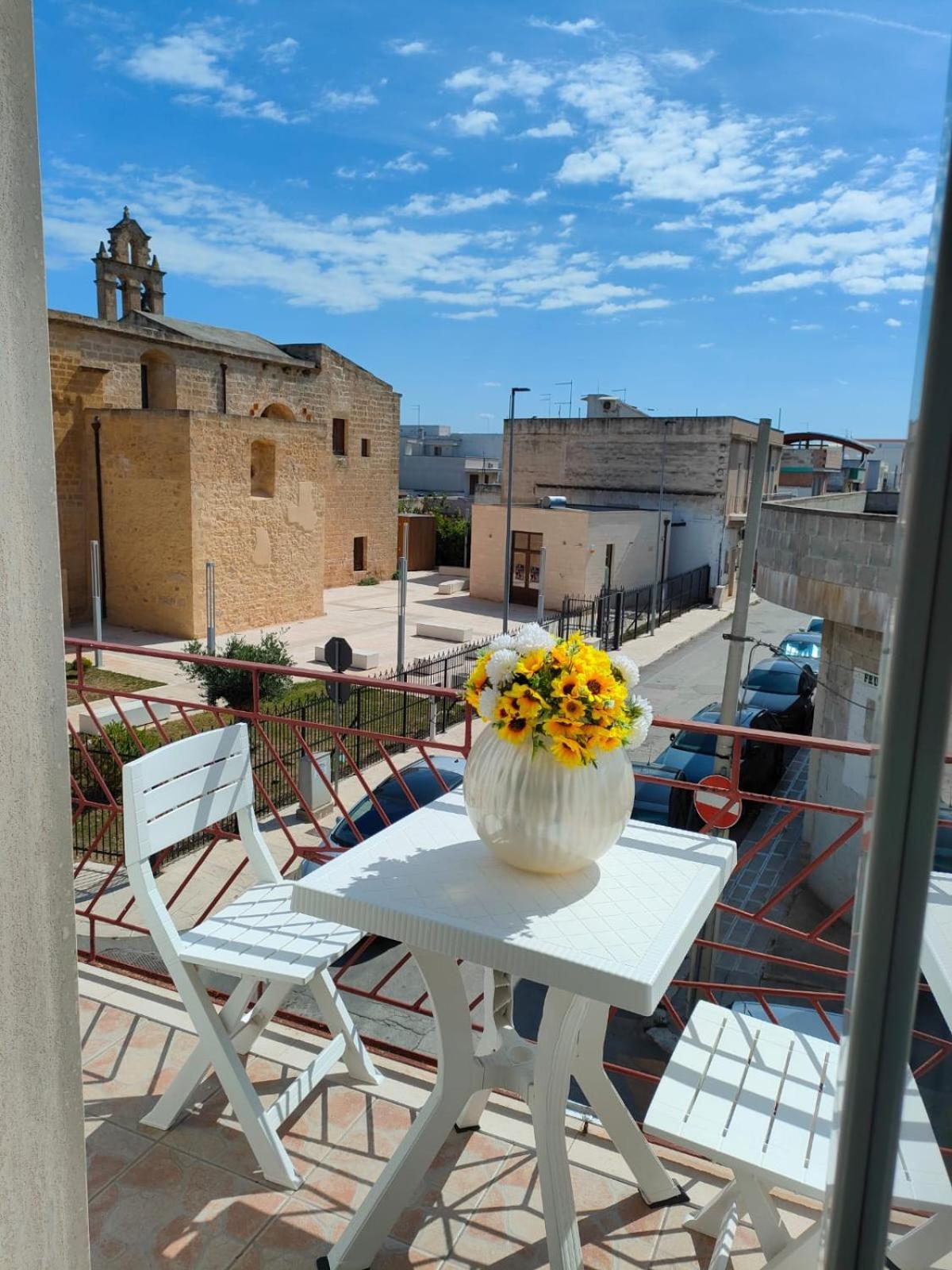 Tra Il Mare E Il Borgo - Pulsano Apartamento Exterior foto